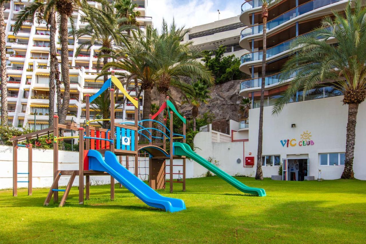 Radisson Blu Resort Gran Canaria La Playa de Arguineguin Exterior photo Playground at the hotel
