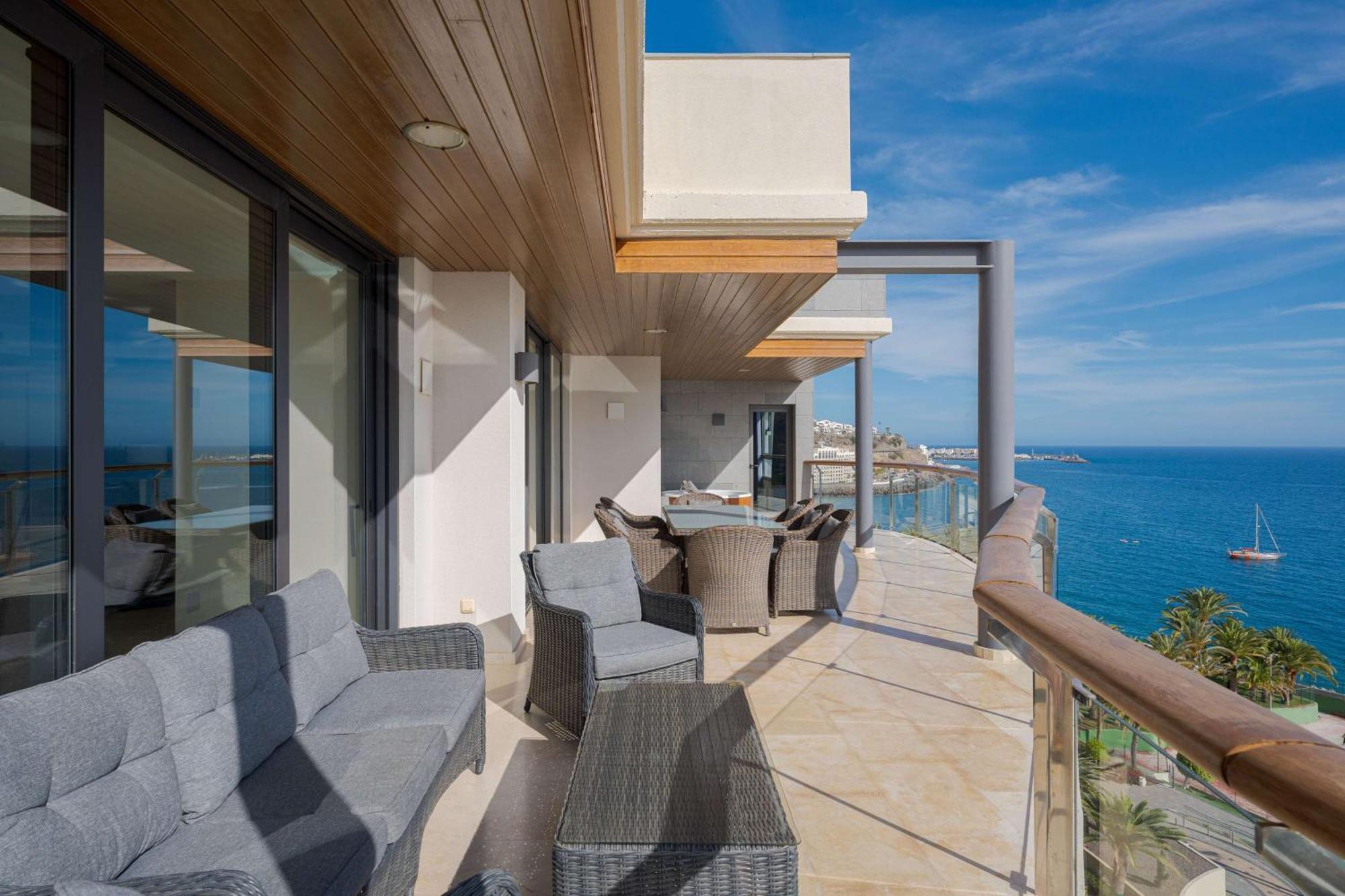 Radisson Blu Resort Gran Canaria La Playa de Arguineguin Exterior photo The Terrace